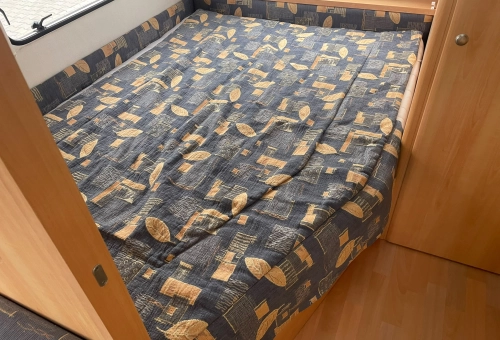 6a674393d1015.webp