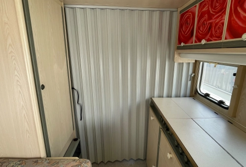 6a7b17bc64874.webp